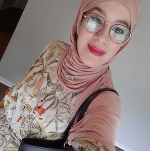 Meet your Posher, Faiza